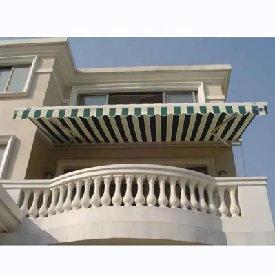 Balkon-Patio-Rückziehbarer Markise mit Stahlmaterial und 2,5 × 2 m Vollöffnung