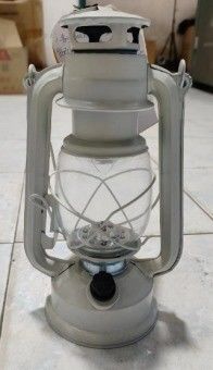 Sliver-Metall-Typ Vintage-Glas-Dekorationslager Hängeleuchte Großkapazität Kerosinöllampen
