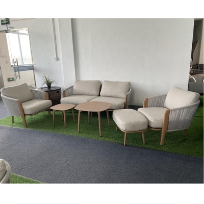 Aluminiumrahmen Luxus-Tisch Bistro-Set für Außengartenmöbel angepasste Farbe