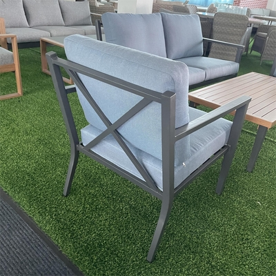 Anpassungsfähige Farbe Außengartenmöbel Aluminium Rattan Sofa Set für Luxus-Tisch