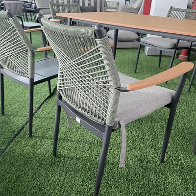 Aluminium Rattan Sofa Set Außengartenmöbel mit Luxus-Tisch und Postverpackung