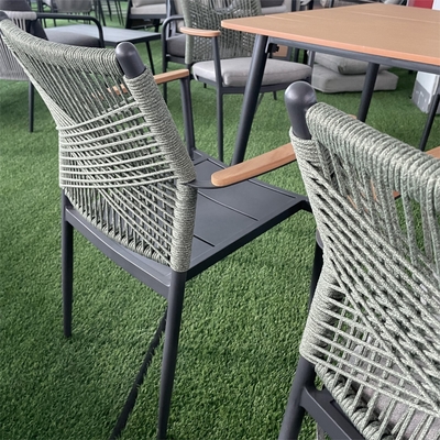 Aluminium Rattan Sofa Set Außengartenmöbel mit Luxus-Tisch und Postverpackung