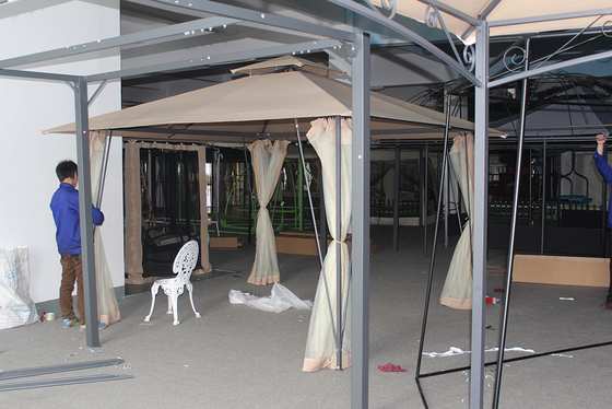 Außengarten Sonnenbildschirm Aluminium-Gazebo mit Klapprahmen und 3,5*3,5*2,67M Größe
