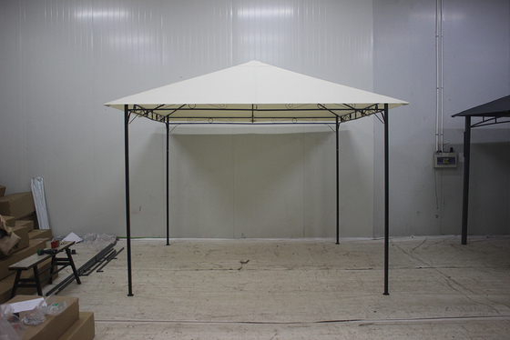 Polyester-Luxus-Weißmarmor-Garten-Pavillon mit Eisenrahmen und umgebendem Gewebe