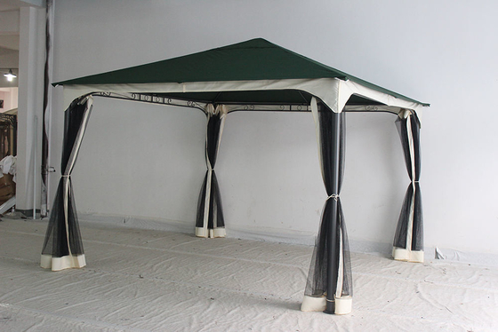 Gelegenheits- und Outdoor-Aktivitäten Eisenrahmen Außenterrasse Pavillon mit Polyestermaterial