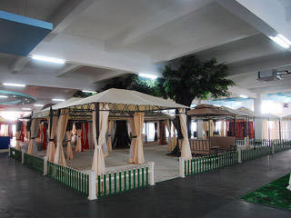 Garten/Außenbereich Halb-Eisen- und Halb-Al-PC-Gazebo mit Balkenstruktur